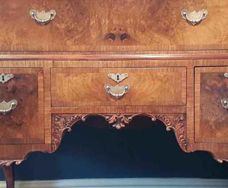 Fine Quality Georgian Walnut Chest on Stand - Image 7
