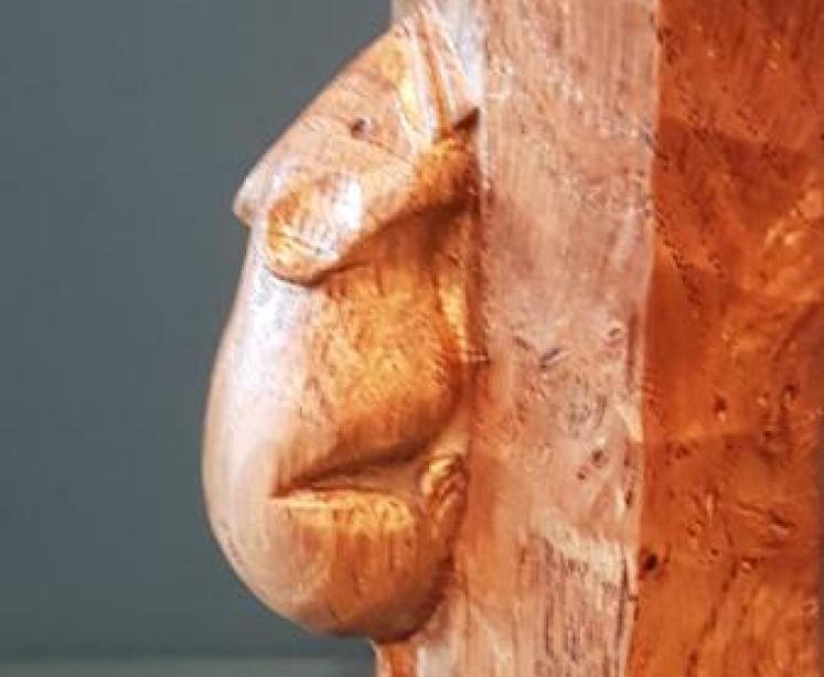 Thompson of Kilburn Mouseman Table Lamp - Image 3