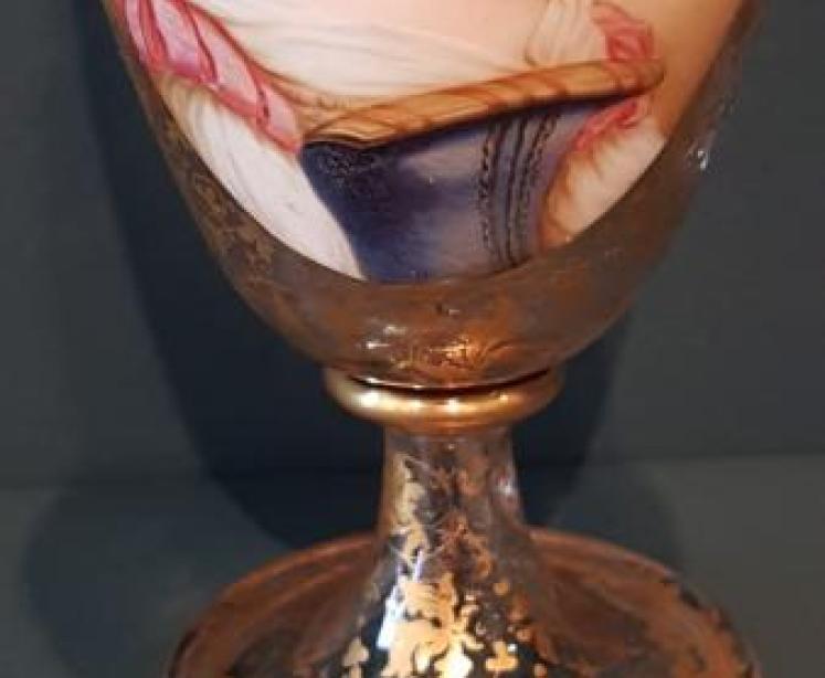 Pair of Fine Quality Bohemian Portrait Vases - Image 7