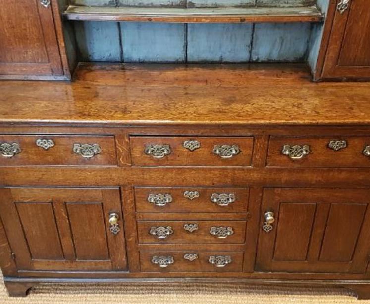 George III Oak Dresser and Rack - Image 5