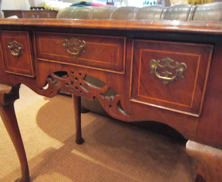 Superb Queen Anne Period Walnut Inlaid Lowboy - Image 2