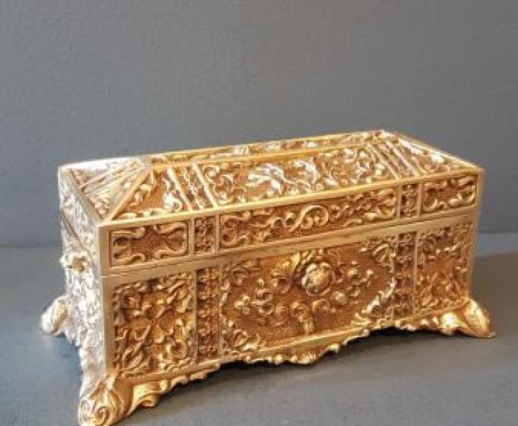 Superb Victorian Cast Brass Jewel Casket - Image 1