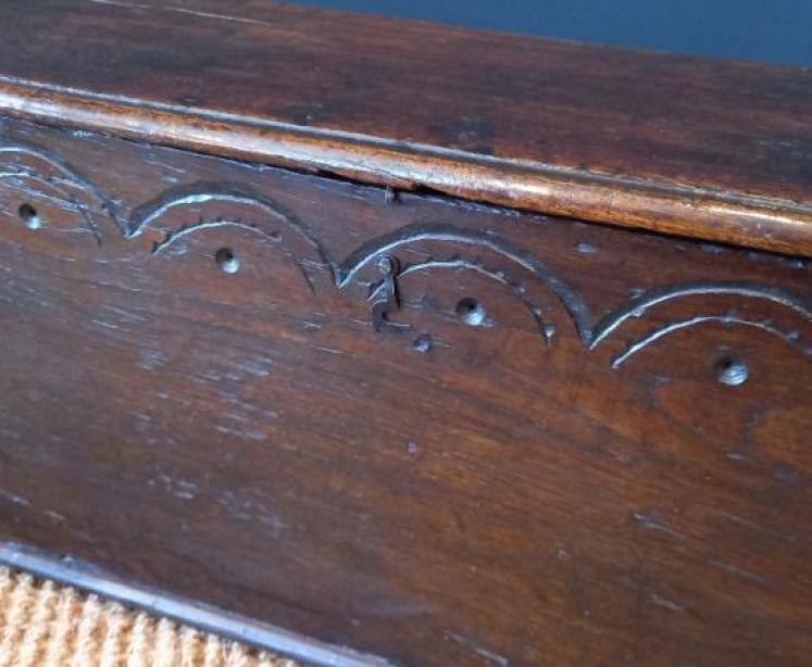Small James II Period Oak Coffer c.1680 - Image 4