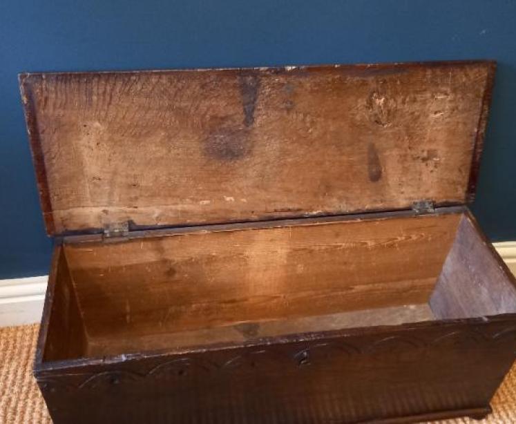 Small James II Period Oak Coffer c.1680 - Image 5