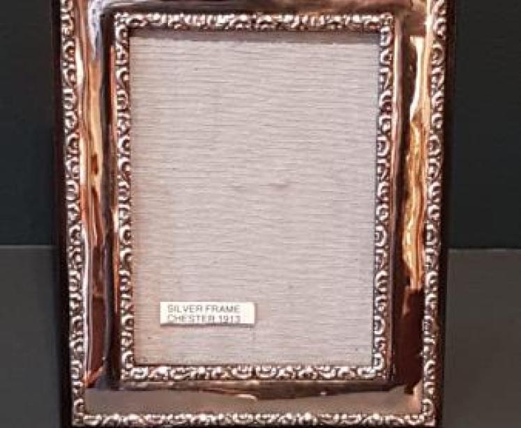 George V Chester Silver Photo Frame  - Image 7