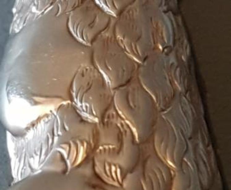 Silver Deer Hoof Pin Cushion  - Image 5