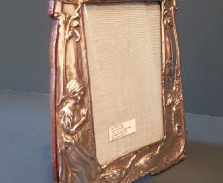 Edwardian Silver The Little Goose Girl Frame  - Image 7