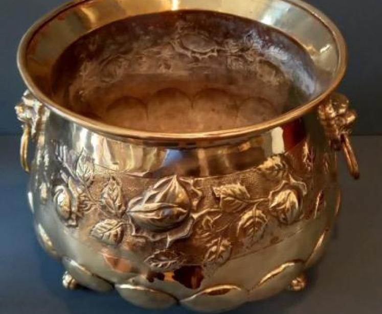 Mid Victorian Cast Brass Jardiniere - Image 7