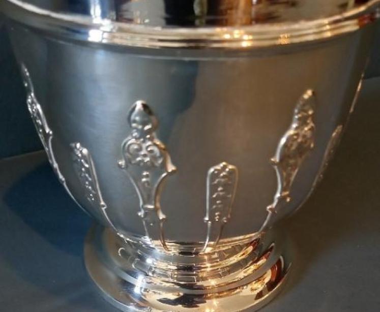Superb Edwardian Period Silver Jardiniere - Image 3