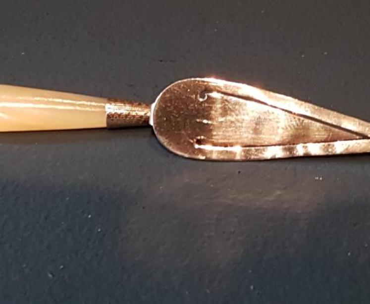 Silver and Mother of Pearl Bookmark - Image 5