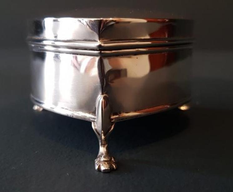 George V Silver Heart Shaped Ring Box - Image 4