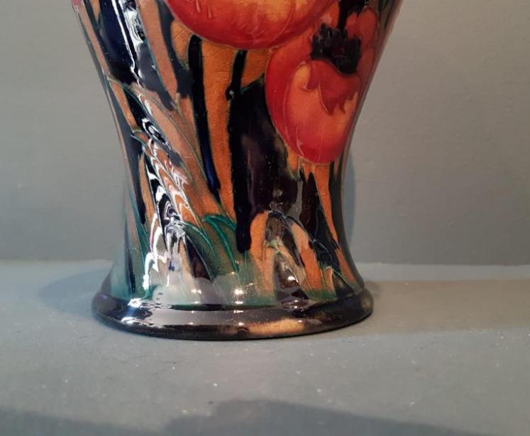 Impressive Moorcroft Big Poppy Vase - Image 7