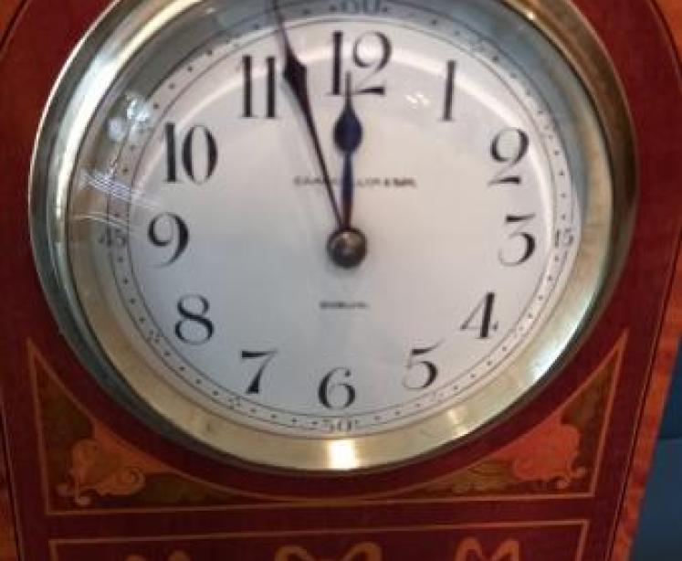 Edwardian Period Fruitwood Inlaid Irish Mantel Clock - Image 3