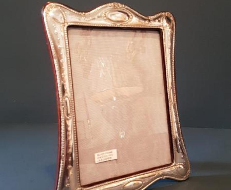 Chester Silver Photo Frame - Image 2