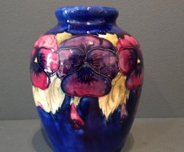 Moorcroft Pansy Roll Neck Vase c.1920 - Image 7