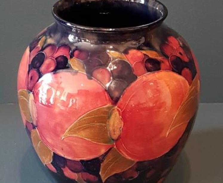Superb Moorcroft Pomegranate Vase - Image 1
