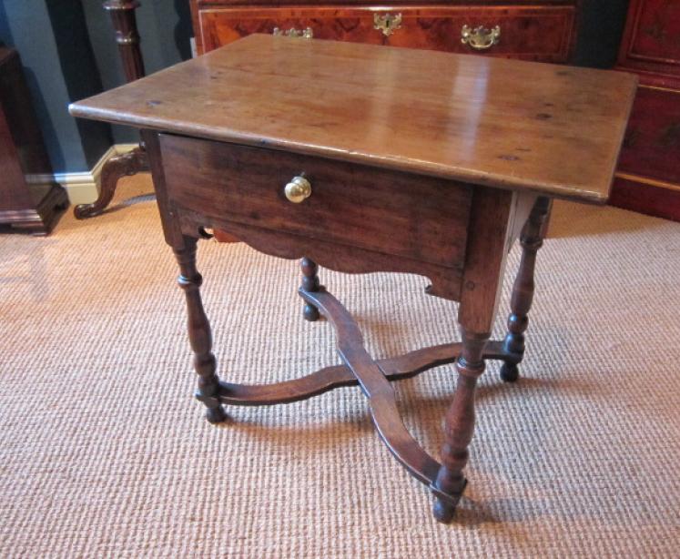 Superb William & Mary Period Oak Lowboy - Image 1