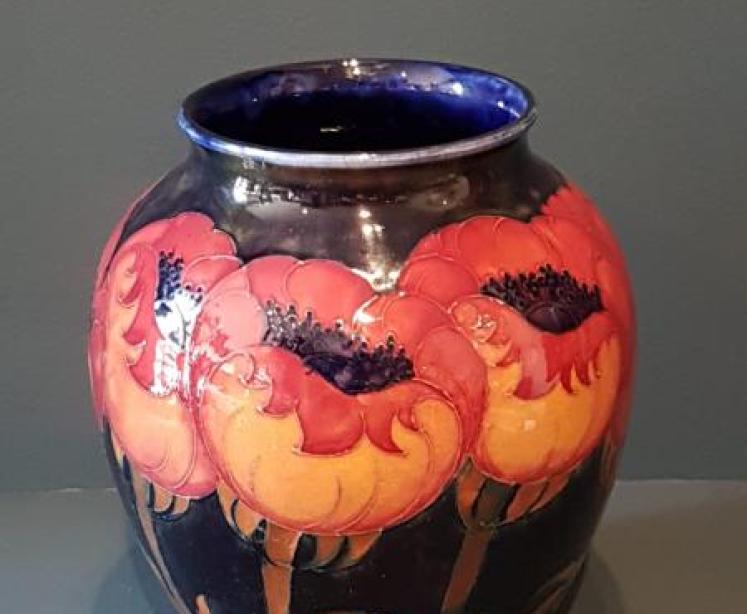 Large Moorcroft Big Poppy Vase - Image 2