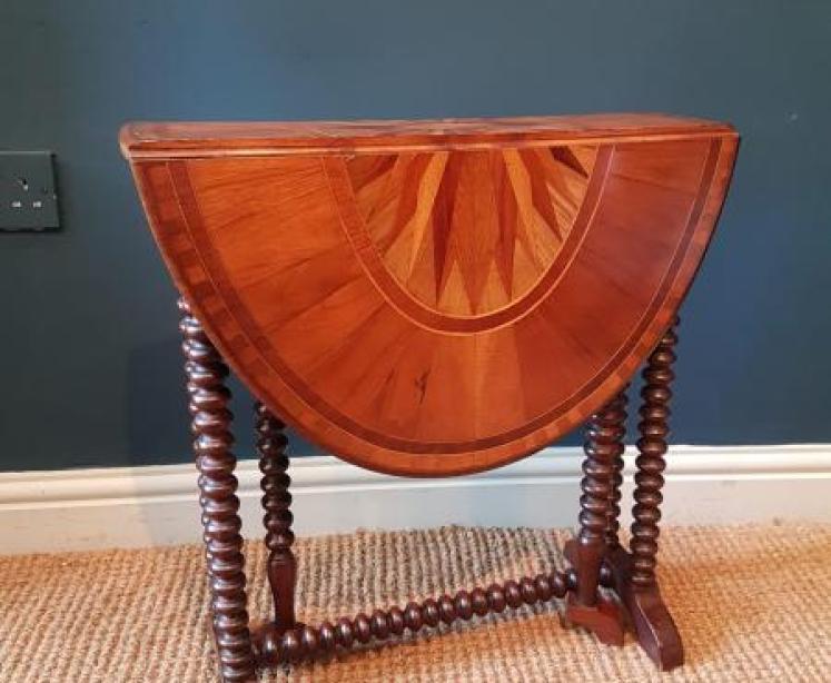 Victorian Sutherland Table With Specimen Top - Image 1