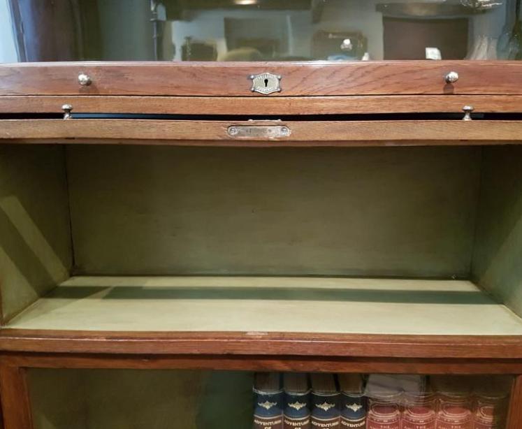 Edwardian Oak Lebus Sectional Bookcase - Image 5