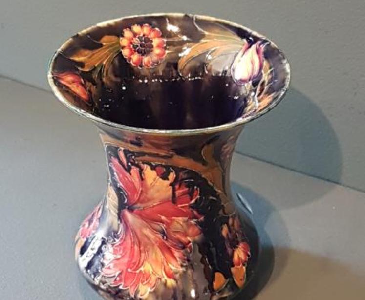 Moorcroft Spanish Pattern Vase - Image 3