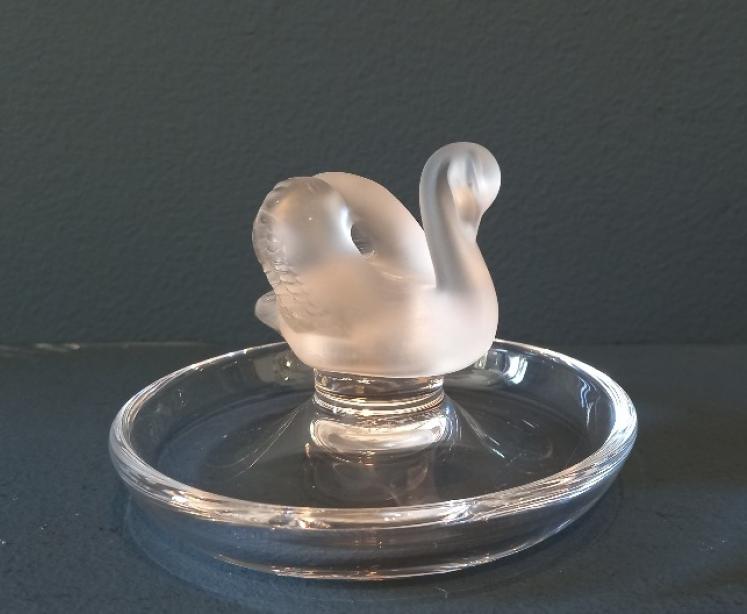 Lalique Opalescent Swan Ring/Pin Dish - Image 3