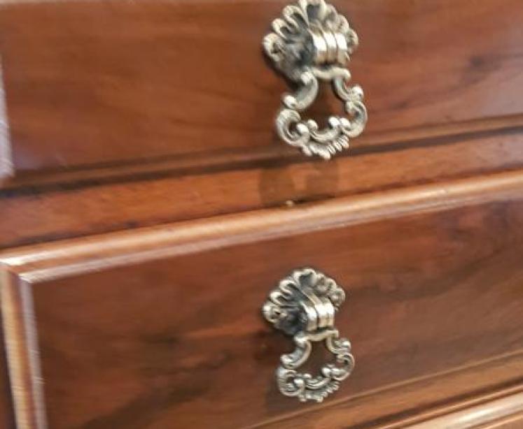 Canteen of Cutlery in Walnut Side Table - Image 6