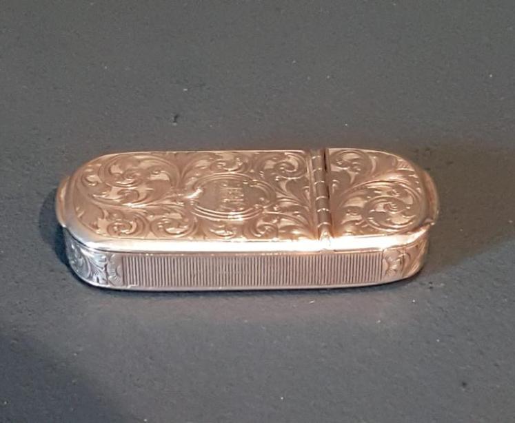 Engraved Silver Vesta and Snuff Box - Image 1