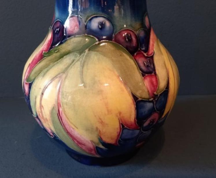 Moorcroft Leaf & Berries Bulbous Shaped Vase - Image 3
