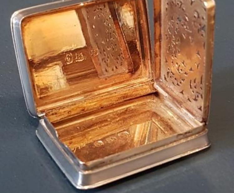 Victorian Silver Pocket Vinaigrette - Image 2