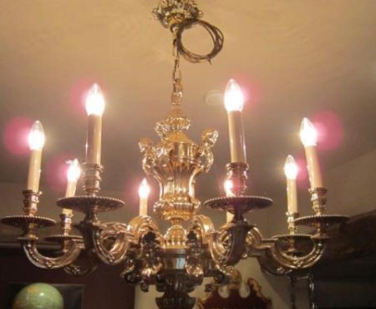 Stunning 19th Century Bronze Louis XIV Style Chandelier - Image 1