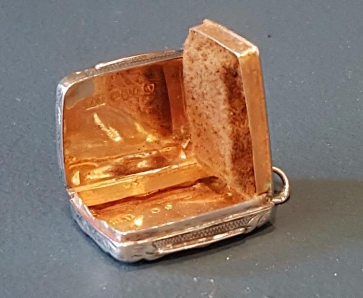 Victorian Silver Vinaigrette  - Image 3