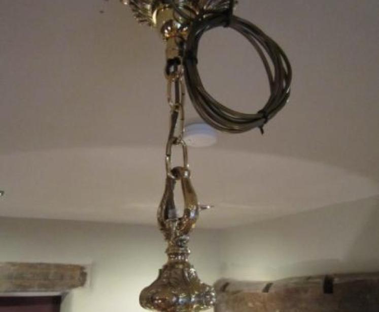 Stunning 19th Century Bronze Louis XIV Style Chandelier - Image 5