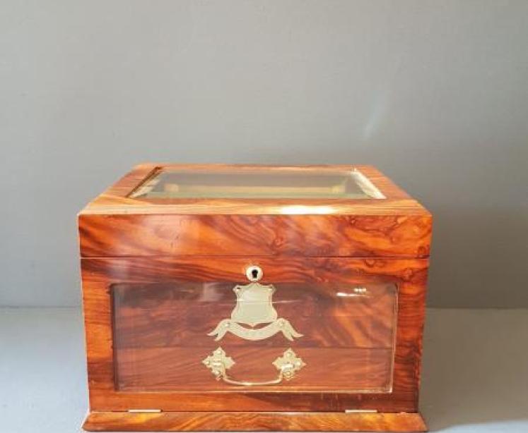 Victorian Walnut Jewellery Box - Image 6