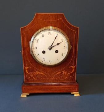 Fine Victorian Rosewood Inlaid Striking Mantel Clock