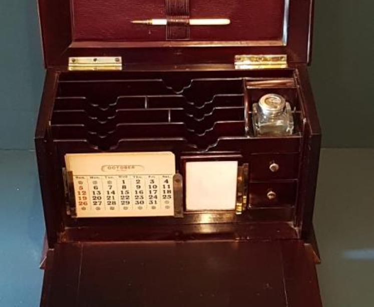 Fine Quality Inlaid Rosewood Stationary Box - Image 1