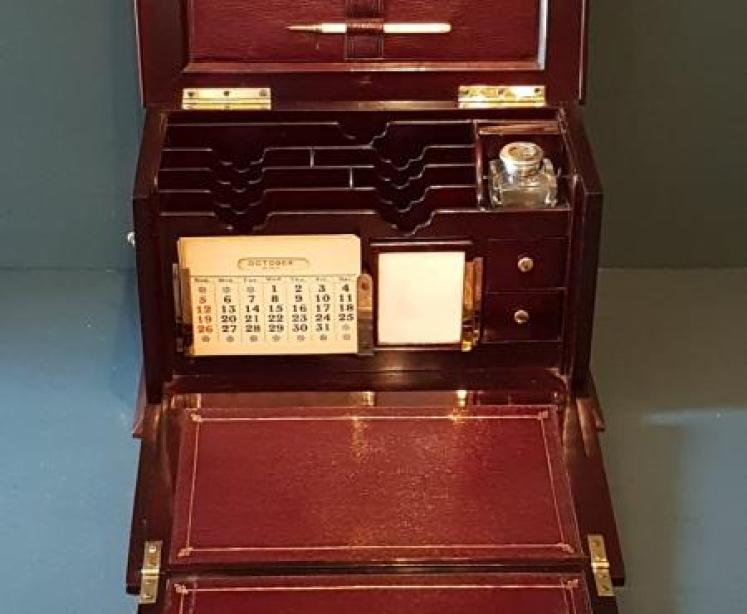 Fine Quality Inlaid Rosewood Stationary Box - Image 2