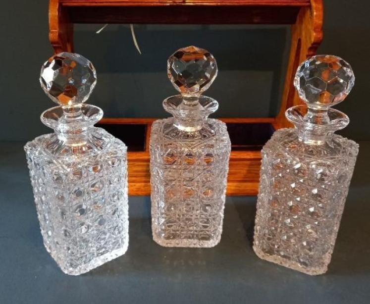 Fine Victorian Silver Mount Three Bottle Tantalus - Image 3