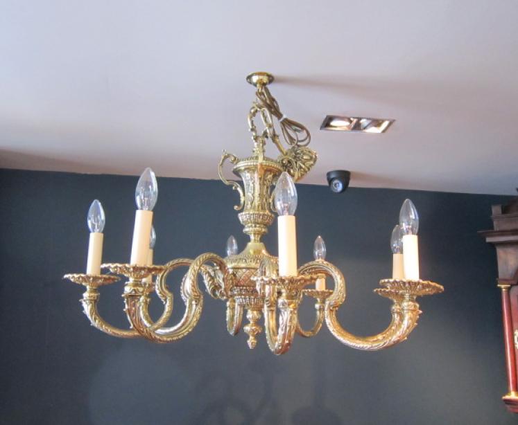 Superb Edwardian Cast Bronze Eight Arm Chandelier - Image 1