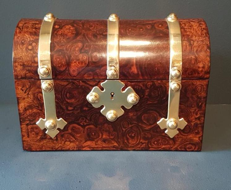 Victorian Burr Walnut Ladies Casket - Image 1