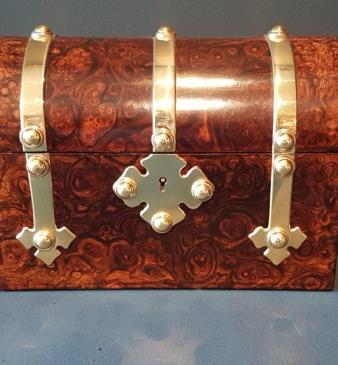 Victorian Burr Walnut Ladies Casket