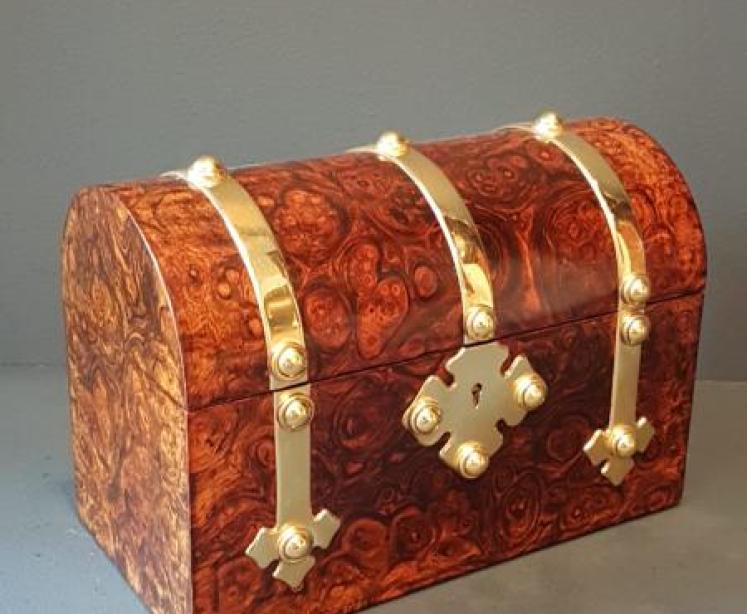 Victorian Burr Walnut Ladies Casket - Image 2