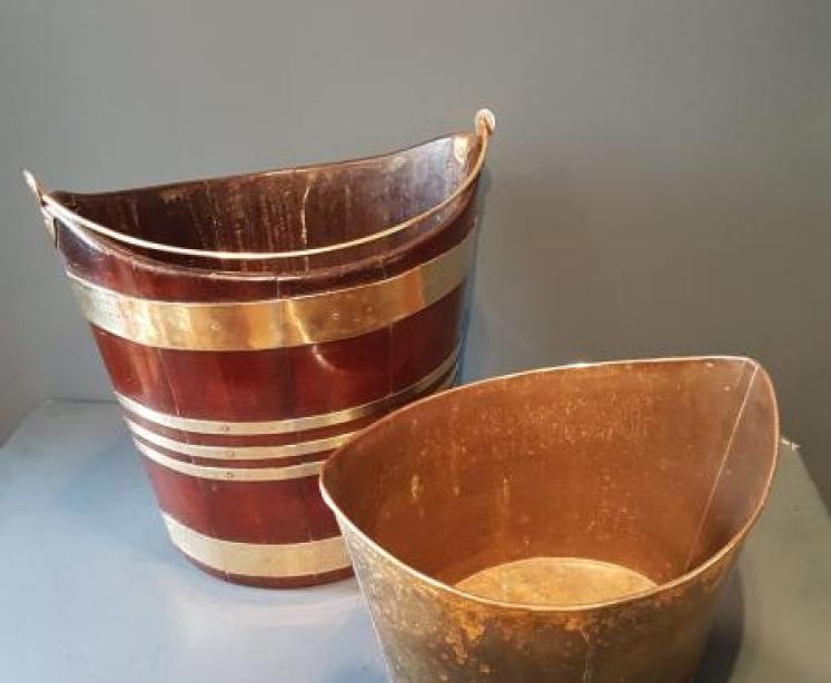 George III Mahogany Peat Bucket  - Image 4