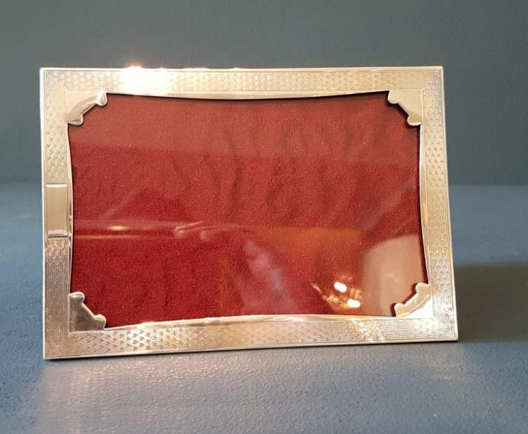 Fine Quality Engraved Silver Photo Frame  - Image 2