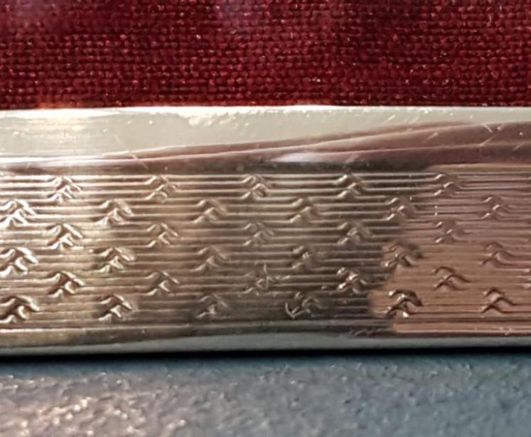 Fine Quality Engraved Silver Photo Frame  - Image 4