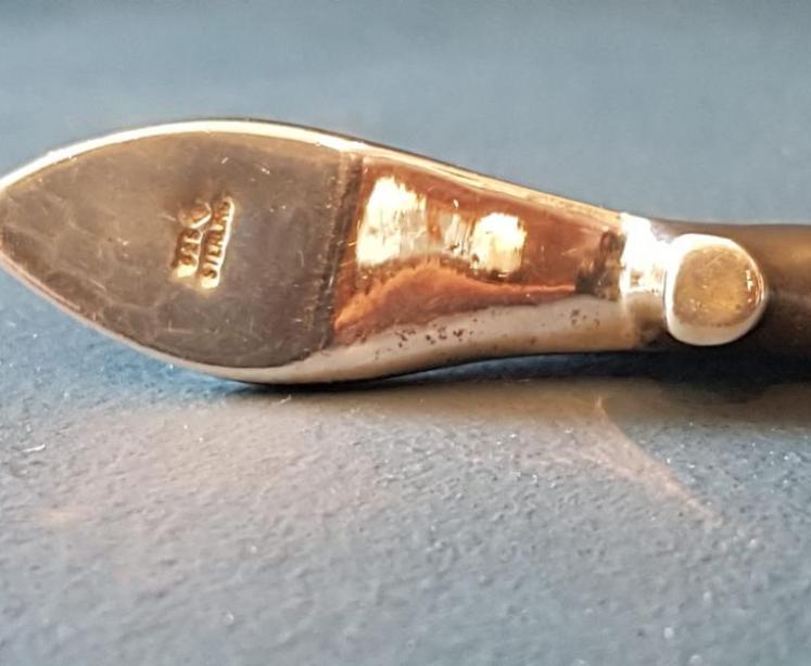 Small Silver Ladies Shoe Pin Cushion - Image 4