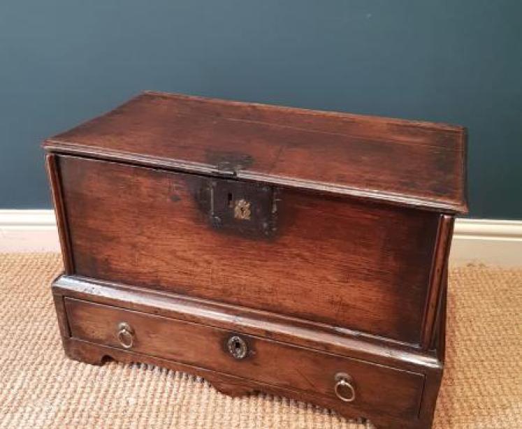 Georgian Oak Coffer Bach - Image 1