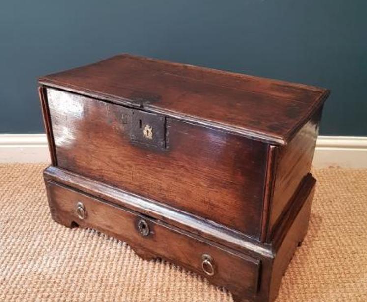 Georgian Oak Coffer Bach - Image 6