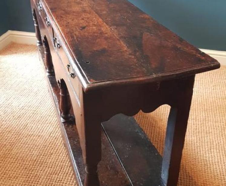 Superb George II Oak Open Pot Board Dresser - Image 4