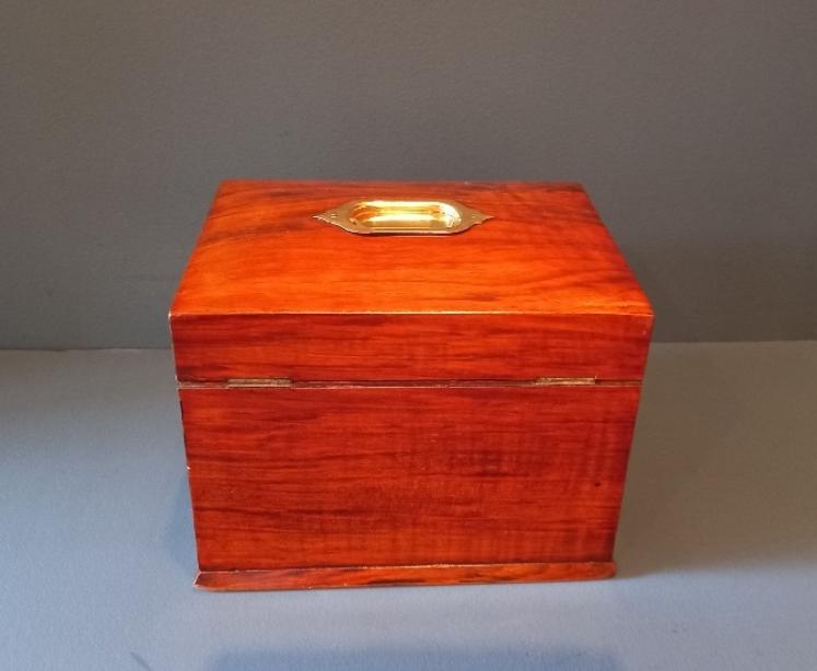 Superb Victorian Figured Walnut Jewellery Box - Image 6